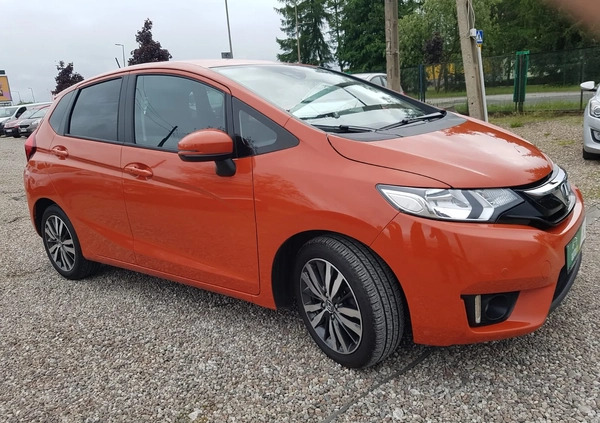 Honda Jazz cena 55900 przebieg: 92000, rok produkcji 2016 z Goleniów małe 704
